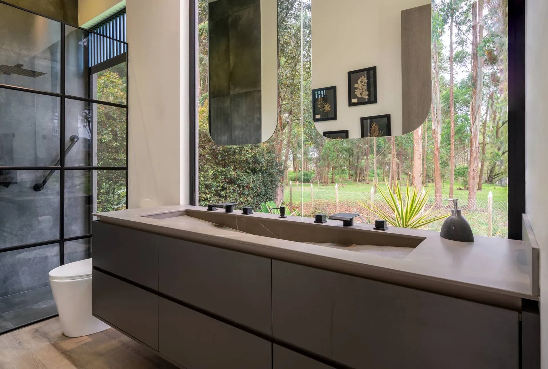 bathroom8.webp